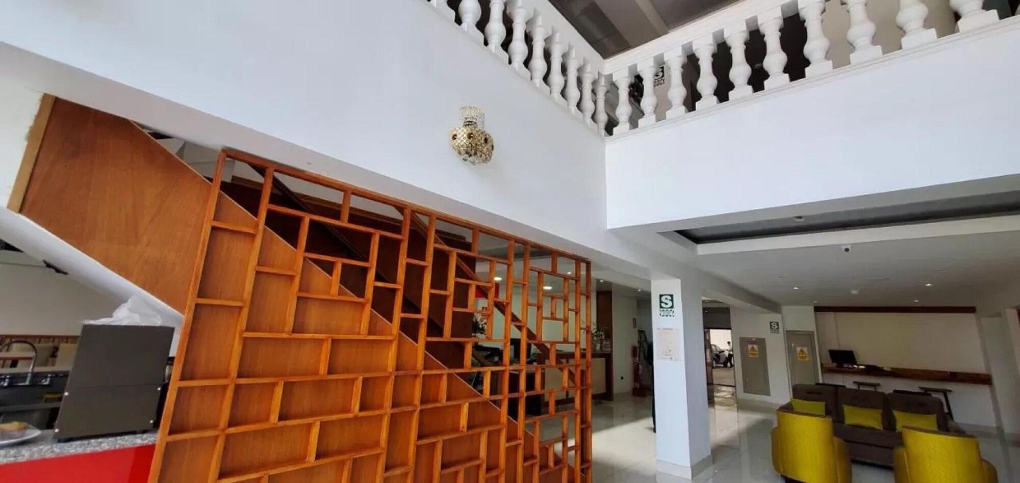 La Luna Inn ليما المظهر الخارجي الصورة